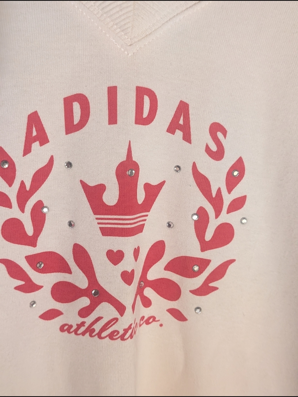 adidas Women’s Cream V-Neck Sweatshirt with Pink Logo - Picture 2 of 8